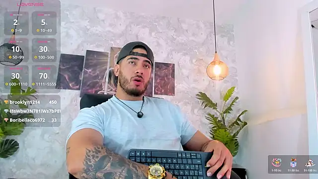 Show modela Nate_franco na web-kameri
