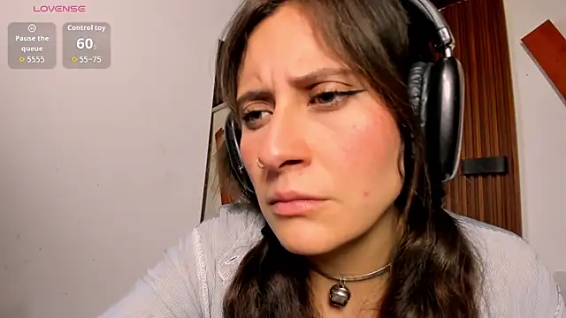 nina_daft Chat XXX live