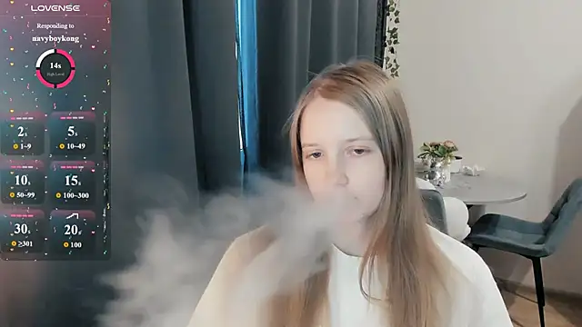 Chat +18 de Alyaley ao vivo