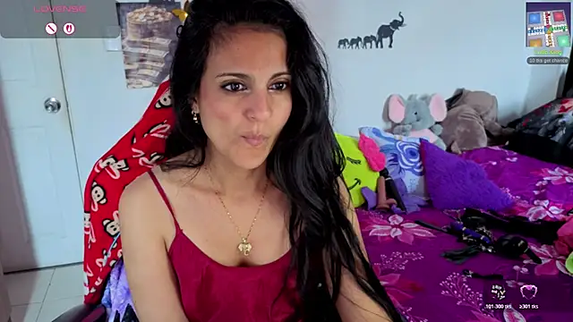 Chat XXX en directo de BasmaHernandez