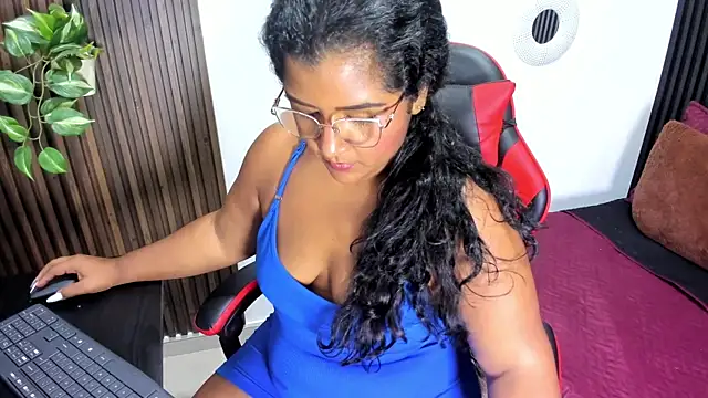 Chatroom XXX en direct de Mommy_Big_Ass
