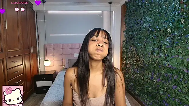 ShayMilleer XXX чат на живо