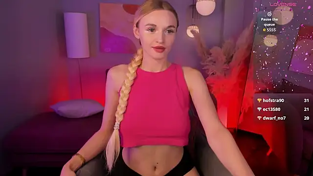 Mila__Lux Chat XXX in diretta