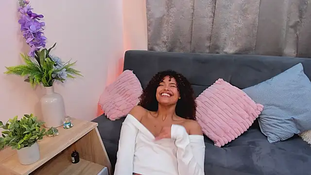 Amelia_bss' Live XXX Chat