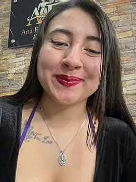 Chat +18 de _Sarah-Office1 ao vivo
