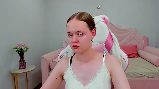 AdaRune's Live XXX Chat