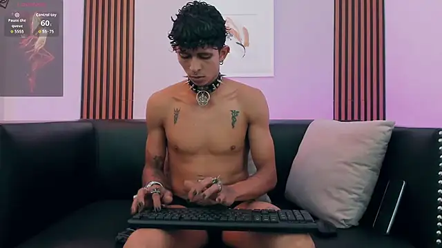 Maximoking26 live XXX chat