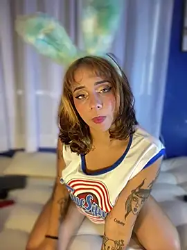 Chatroom XXX en direct de LeylaKnox