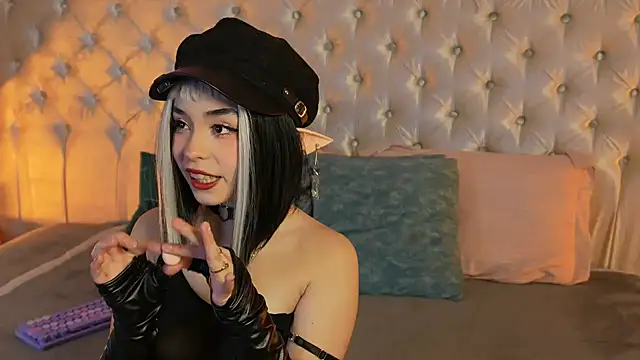 Lilou_albrecht Chat XXX in diretta