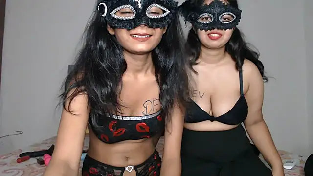 צ'אט XXX בשידור חי של Virgin_Aisha