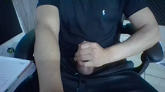 Show de MachoScorpionCaralho na webcam