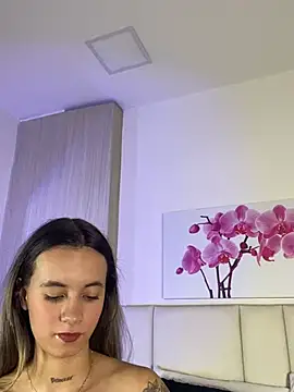 JuliaColemann: онлайн-секс-чат