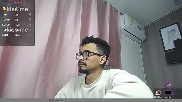 Chat XXX ao vivo de Amir_guy_