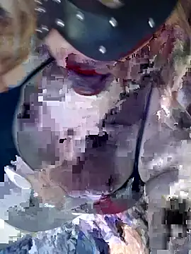 Ecemm18's Webcam Show