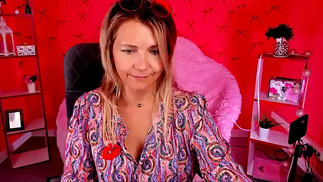 Онлайн чат XXX NicoleHitman