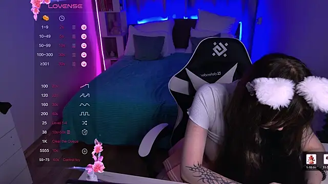 karinahili's Live XXX Chat