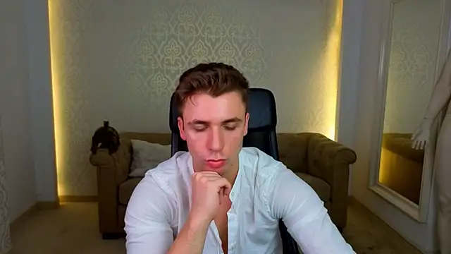 Chat XXX en directo de KellenWest