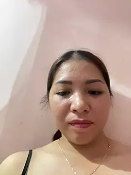 Phiea-nc94's Live XXX Chat