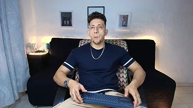 SR_EMILIOCUM – webcam-show