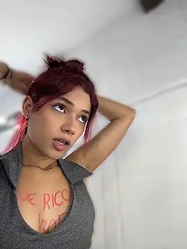 Czat XXX na żywo – amber_sparkle