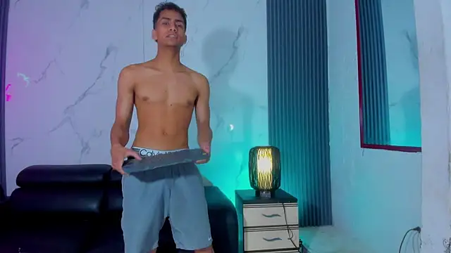 Czat XXX na żywo – Kleymon_hot