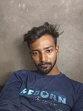 Pertunjukan Kamera Web India_HOT23
