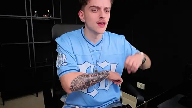 FelixStarkkn Live XXX chat