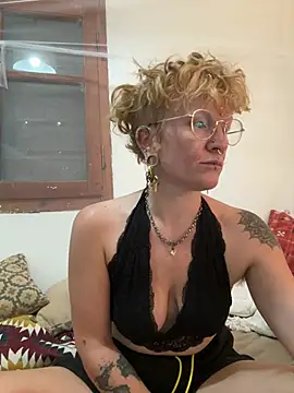 Živý XXX chat Synnix