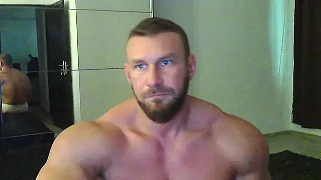 muscularkevin Webcam show
