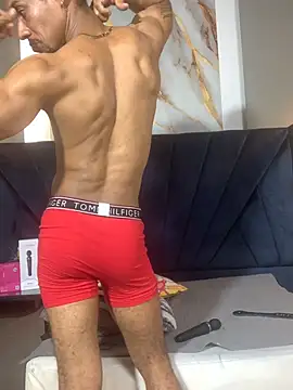 Salomon_koude's Live XXX Chat
