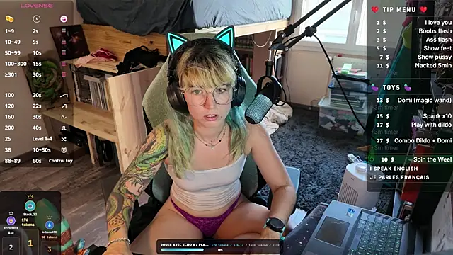 Lovilyn24's Live XXX Chat