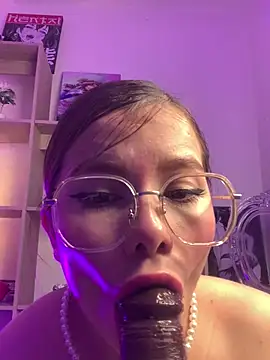 violettabond's Live XXX Chat