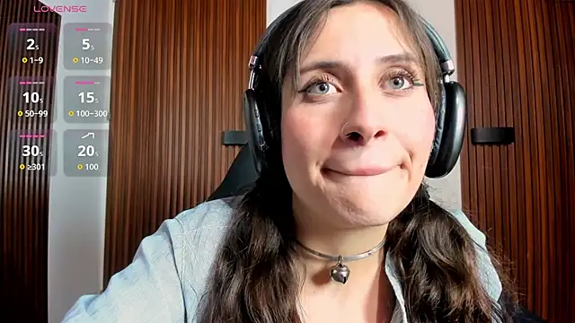 Chat +18 de nina_daft ao vivo