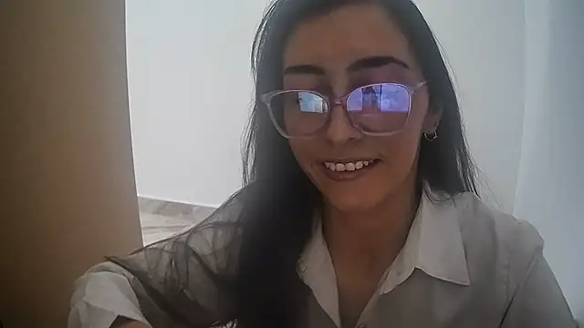 Chat +18 de Ma_Alcazar ao vivo