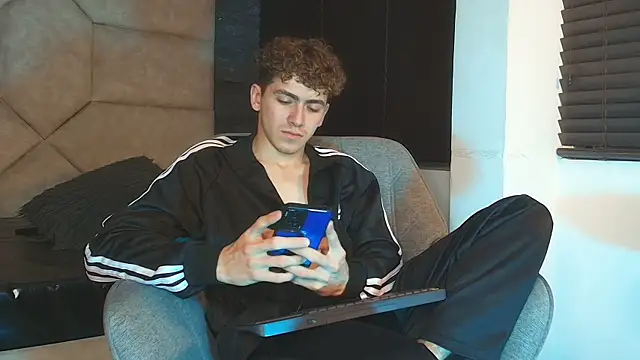 Tyler_Mcrey Live XXX-chat