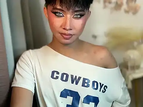 دردشة Miss_CandyX الجنسية المباشرة