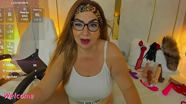 צ'אט XXX בשידור חי של gisela27