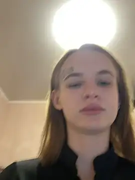 LeinaWoluers' Live XXX Chat