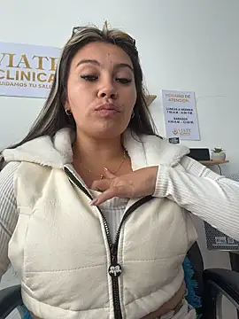 LIZ-06_'s Webcam Show