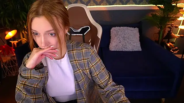 Chat +18 de LizzaMoonn ao vivo