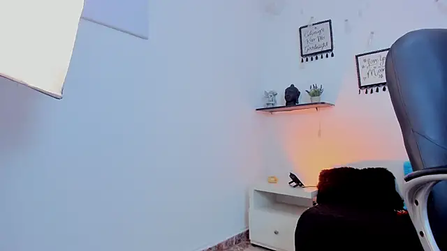 XXX chat uživo modela miataylorr1