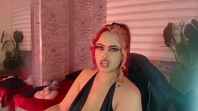 EvaaFoxxy1 Chat XXX in diretta