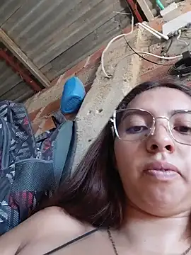 aziel_ardiente Adlı Modelin Canlı XXX Sohbeti