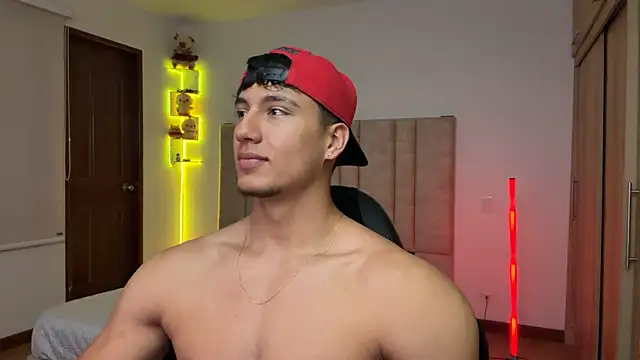 Czat XXX na żywo – CHRIS_MORGAN1