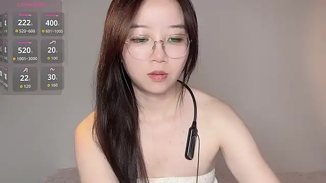 77-Vicky live XXX chat