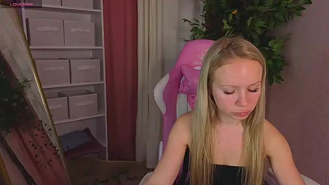 Milana_r0se Live XXX-Chat
