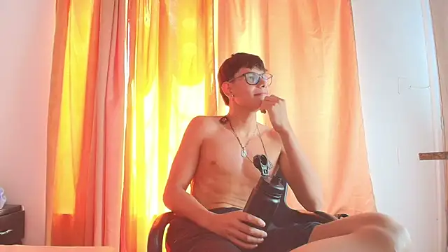 Lenny_knox2 现场XXX聊天