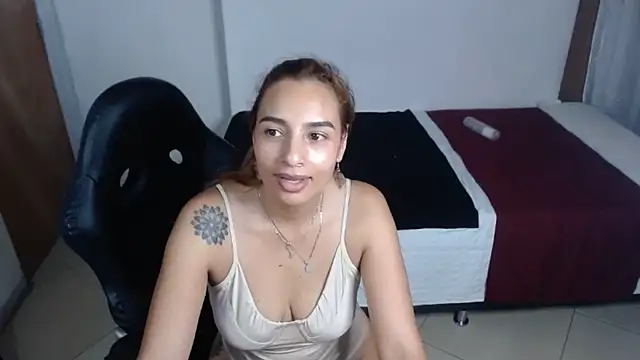 Chat XXX ao vivo de mykaelahoney