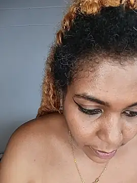 ELLA_KELLY's Live XXX Chat