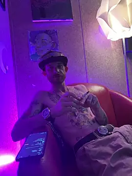 Nico2Nasty webkamerás műsora